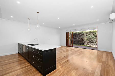 Thinking of selling? Contact our agent - Photo 5