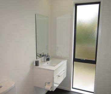 Room 1/120A London Street, City Centre (Dunedin) - Photo 5