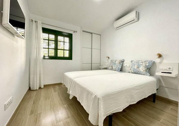 Maspalomas, Canary Islands 35100