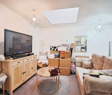 Caxton Court, Burton-on-Trent, DE14 - Photo 1