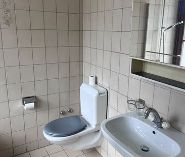 A deux pas du centre-ville, spacieux appartement de 4,5 pièces (87 ... - Photo 5