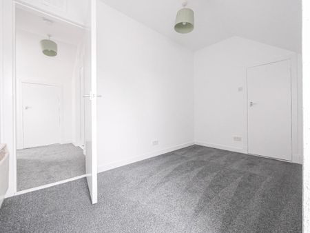 3 bedroom maisonette to rent - Photo 4