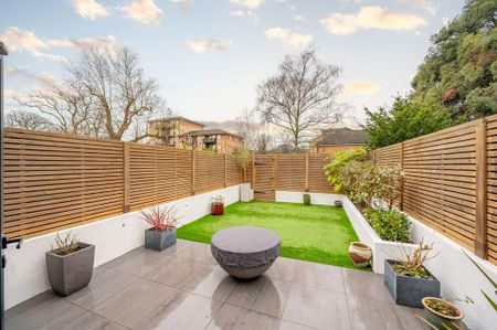 4 bedroom terraced house to rent - Photo 4