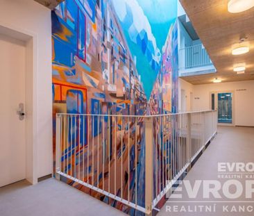 Pronájem bytu 1+kk 29 m2 - Fotografie 4