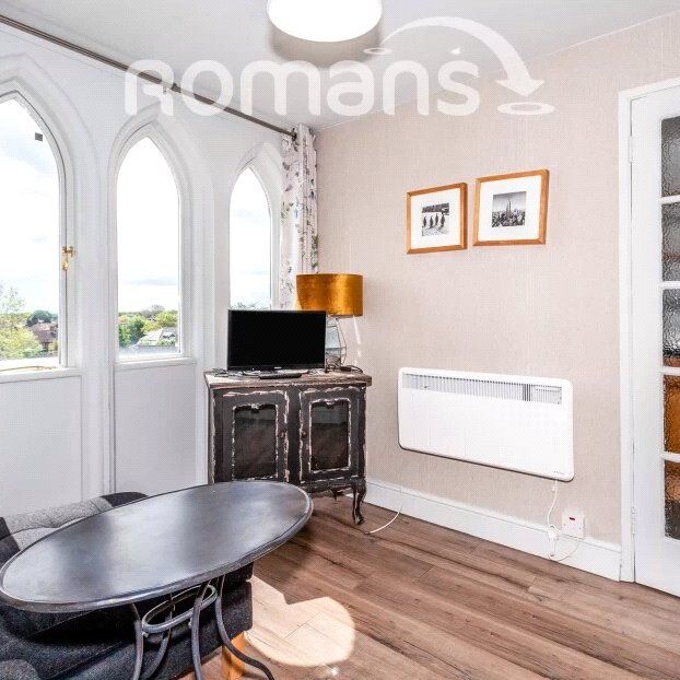 Egham Hill, Egham, Surrey, TW20 0AY - Photo 1