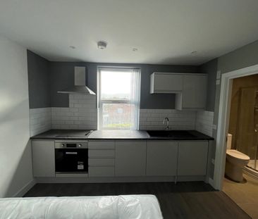 Studio Flat, Rimrose Road, L20 - Photo 3