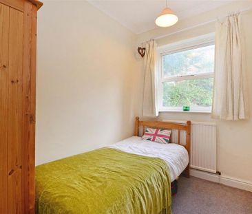 3 bedroom terraced house to rent - Photo 6
