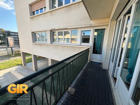 Location Appartement 5 pièces 92m² RENNES 35000 - Photo 5