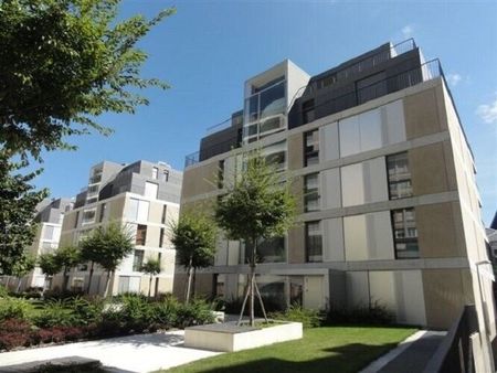 2-room duplex apartment – Train station area - Photo 5