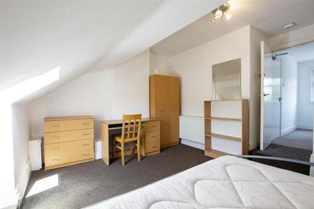 6 bedroom house to rent - Photo 4