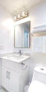 For Lease - 27 BRIMSTONE (Main Floor) Crescent, Toronto, Ontario - Photo 4
