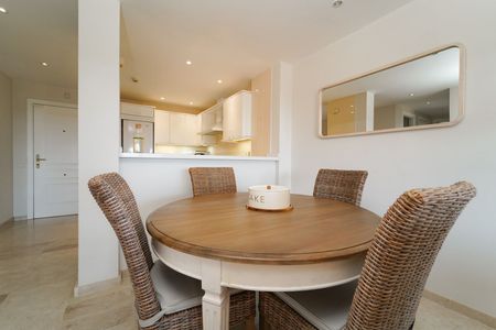 Middle Floor Apartment in Elviria - Foto 4