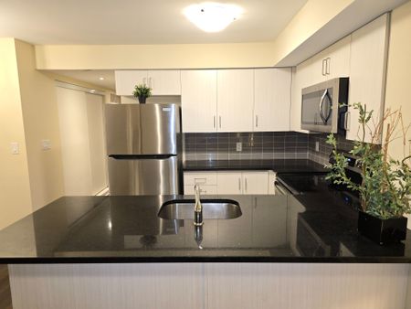 For Lease - 7 Applewood Lane Unit# 107, Toronto, Ontario - Photo 2