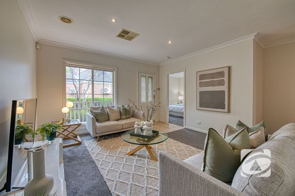 A LITTLE PIECE OF OLDE BERWICK CHARM - Photo 1