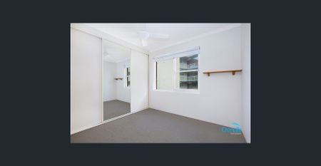 Sundrenched Haven - Photo 3