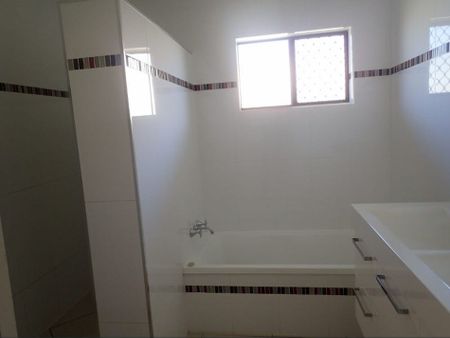 15 Badila Court, Mount Pleasant - Photo 5