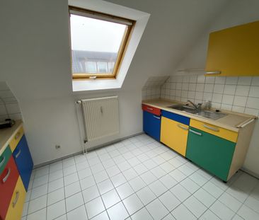 Charmante 2-Zimmer Dachgeschosswohnung in Aachen-Eilendorf! - Photo 1