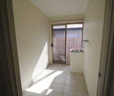 2 Waterbrook Close, Idalia - Photo 1