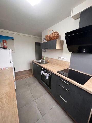 Location Appartement 4 pièces Meublé 67m² ST BRIEUC 22000 - Photo 5