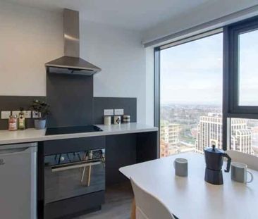 Bronze Studio - Photo 4