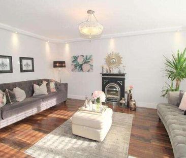 Chesterfield Road, Ashford, TW15 - Photo 2