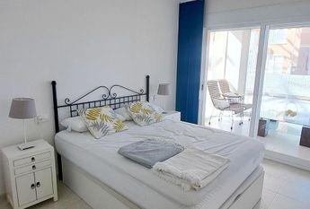 Spacious ground floor for rent with a pool and garden in Javea Arenal LONG TERM
