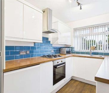 Westwood Road, Tilehurst, Reading, Berkshire, RG31 - Photo 3