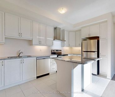 For Lease - 10 THOMAS FRISBY JR Crescent, Markham, Ontario - Photo 6