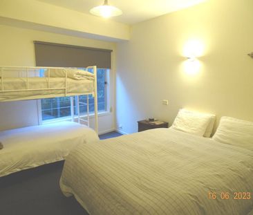 Townhouse To Rent - Photo 3