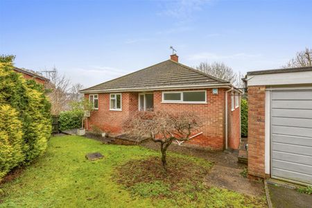 Terry Orchard, High Wycombe - Photo 3