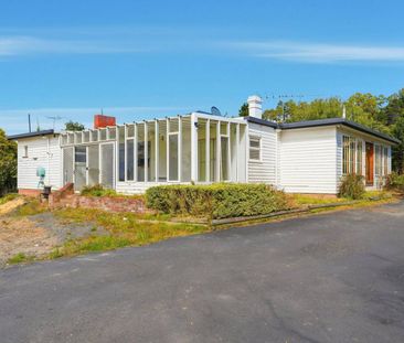 Spacious Family Living - Photo 4