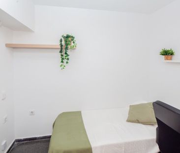 Avinguda del Port, Valencia, Valencian Community 46021 - Photo 5