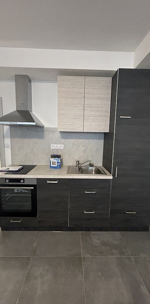 Pronájem bytu 1+kk 30 m² - Photo 1