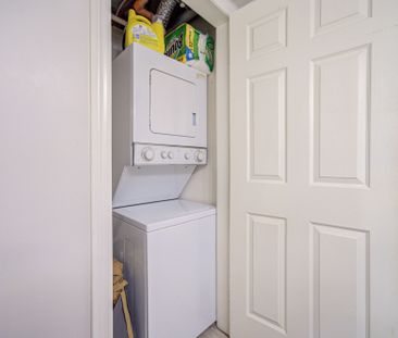 For Lease - 1490 Bishops Gate Unit# 109, Oakville, Ontario - Photo 2