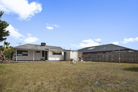 41 Bayside Avenue, Edithvale - Photo 4