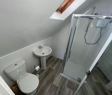 3 bedroom detached bungalow to rent - Photo 5