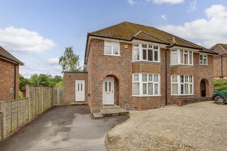 Marlow Road, Lane End - Photo 5