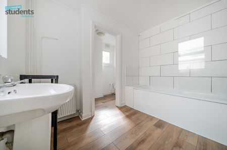 5 bedroom terraced house to rent - Photo 2