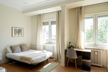 Calle del Conde Duque, Madrid, Community of Madrid 28015 - Photo 5