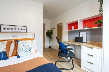 Gold Ensuite - Photo 5