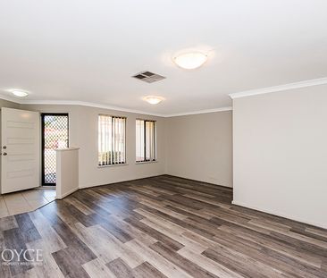 14 Bethwyn Circuit, Madeley WA 6065 - Photo 2