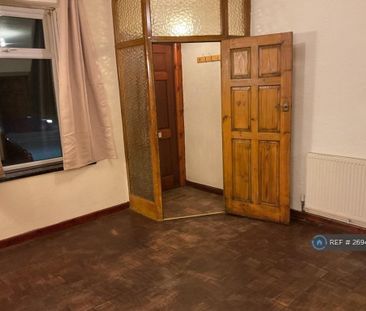 3 bedroom terraced house to rent - Photo 2