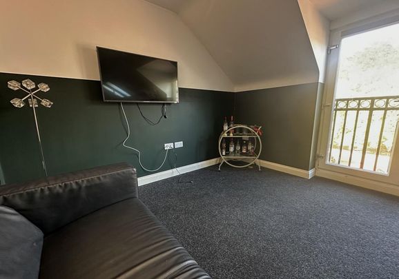 5 bedroom terraced house to rent - Photo 1