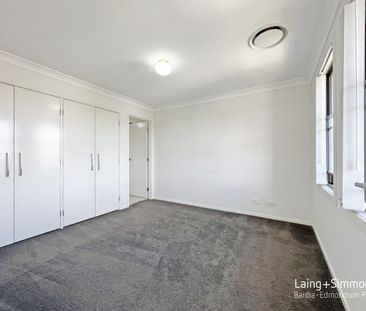 Exquisite Double-Storey Family Home - Photo 4
