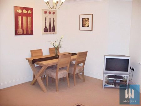 Larkfield Court, Brighouse, West Yorkshire, HD6 - Photo 5