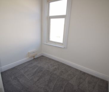 To Let 2 Bed Apartment - Photo 1