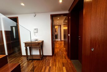 Apartamento T3 Duplex em pleno centro da cidade na Urbanização da Forca - Aveiro