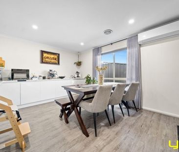 Spacious Family Living in a Prime Cranbourne West Location - Photo 1