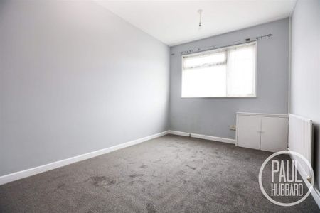 Stanley Street, Lowestoft, NR32 - Photo 2