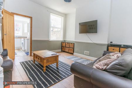 4 bedroom terraced house to rent - Photo 4